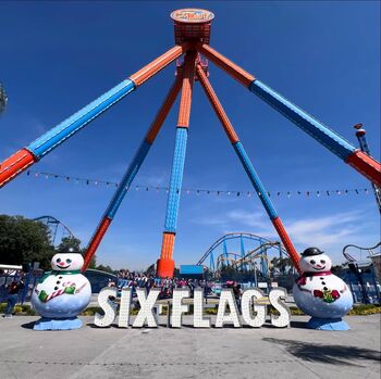 Christmas in The Park (Six Flags)